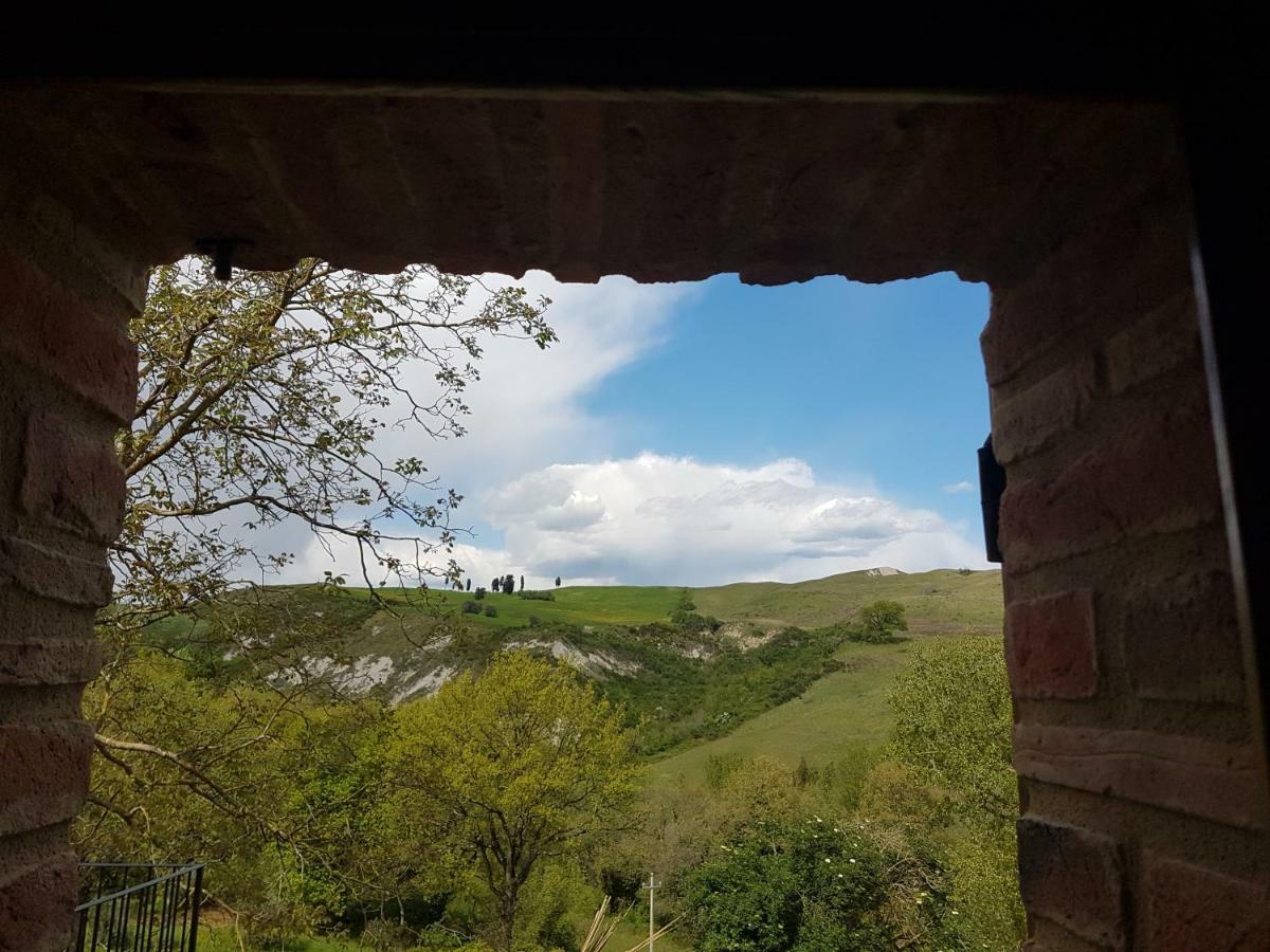 Agriturismo La Quiete Guest House Volterra Luaran gambar